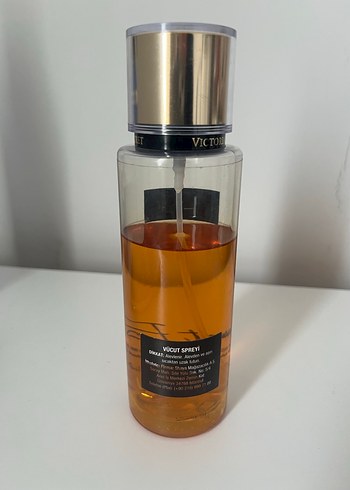 Victoria's Secret Coconut Passion Vücut Spreyi - Görsel 2