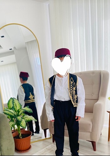 Diğer Bi kere giyindi