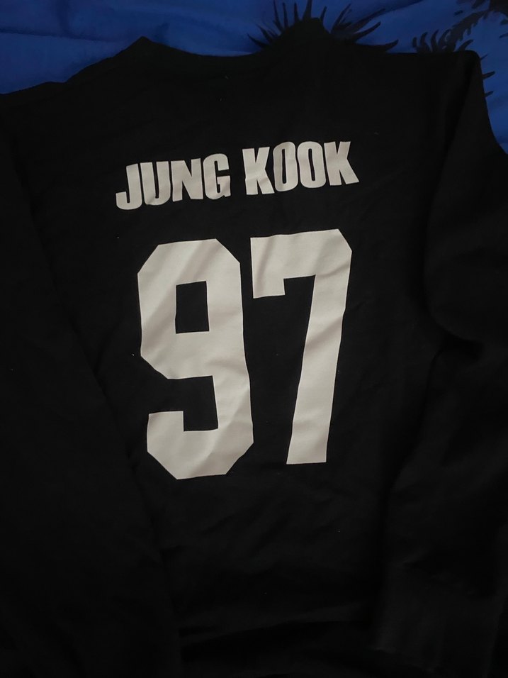 Siyah BTS Baskılı Kadın Sweatshirt - Görsel 2