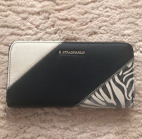 Stradivarius cüzdan