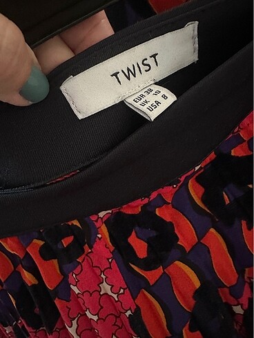 38 Beden Twist asimetrik kesim etek