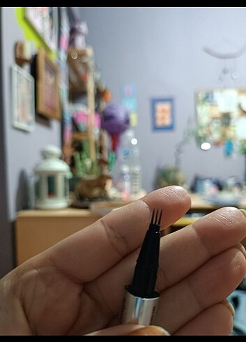 Beden Renk benefit mighty fine brow pen