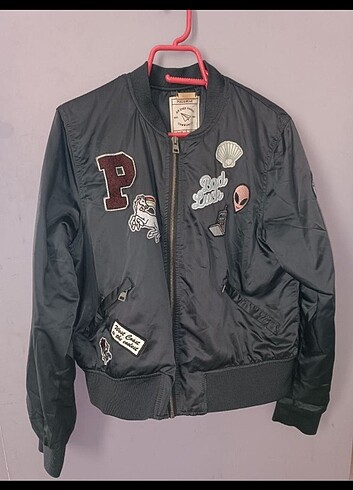 pull&bear bomber mont