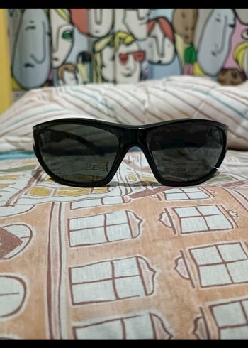h&m güneş gözlüğü - Görsel 2