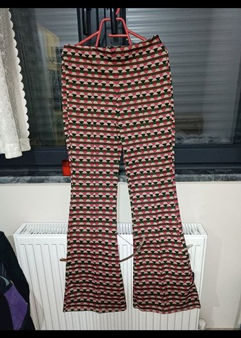 Kadın Çok Renkli Piliseli İspanyol Paça Pantolon - Görsel 2