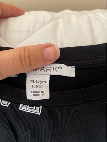 xs Beden siyah Renk Sıfır baskılı tshirt