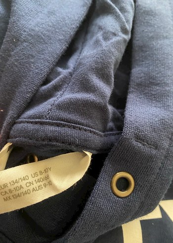 Kapüşonlu Erkek çocuk Sweat 8-10 yaş H&M marka  pullu değişiyor - Görsel 3