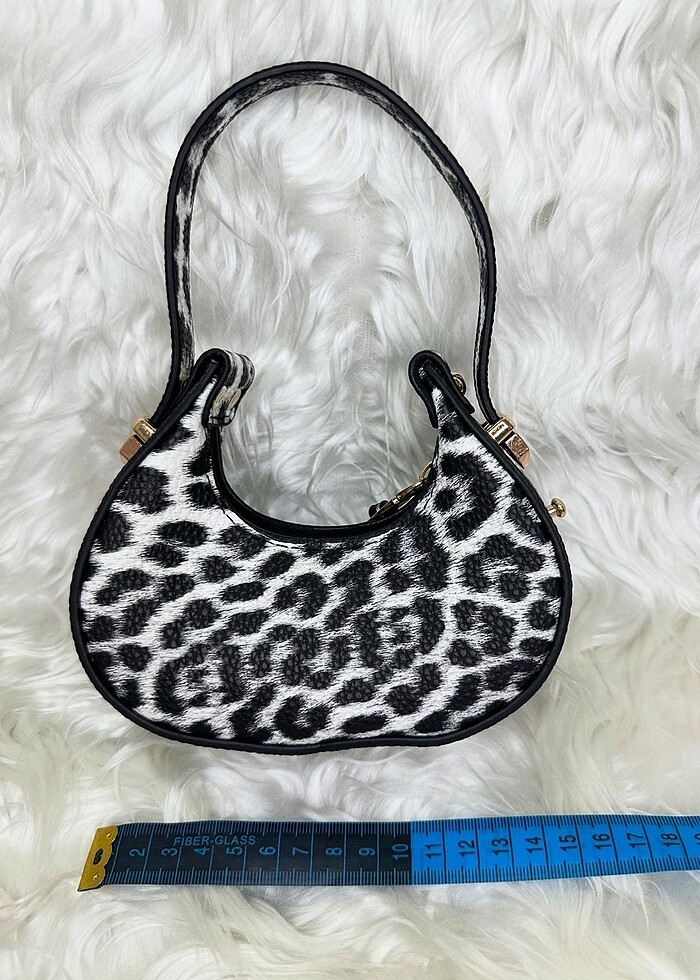 Litchi Beyaz Leopar Desenli Mini Çanta - Görsel 2