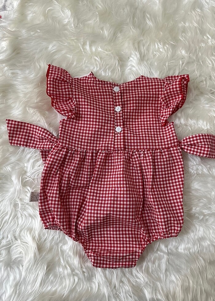 Çilek Nakışlı Fiyonk Detaylı Ekose Volanlı Tulum ???? - Görsel 4