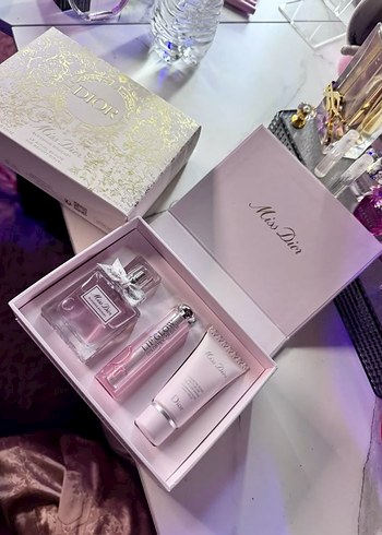 Dior Miss Dior Kadın Parfüm Seti