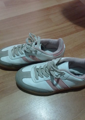 Beyaz Pastel Detaylı Kadın Spor Ayakkabı - Görsel 4