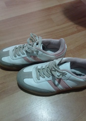 Beyaz Pastel Detaylı Kadın Spor Ayakkabı - Görsel 3