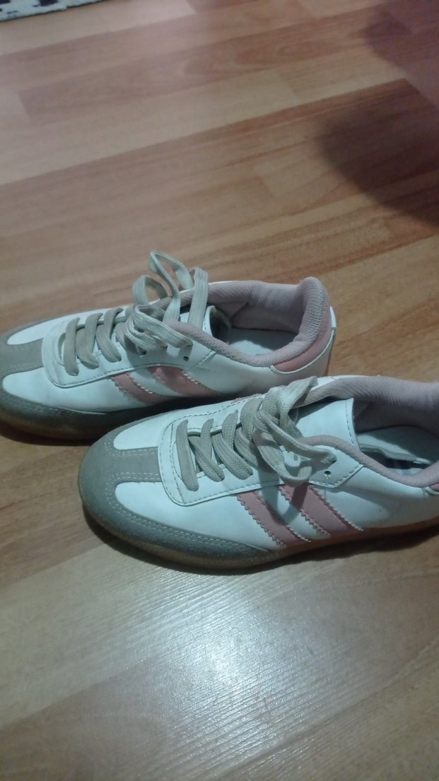 Beyaz Pastel Detaylı Kadın Spor Ayakkabı - Görsel 4