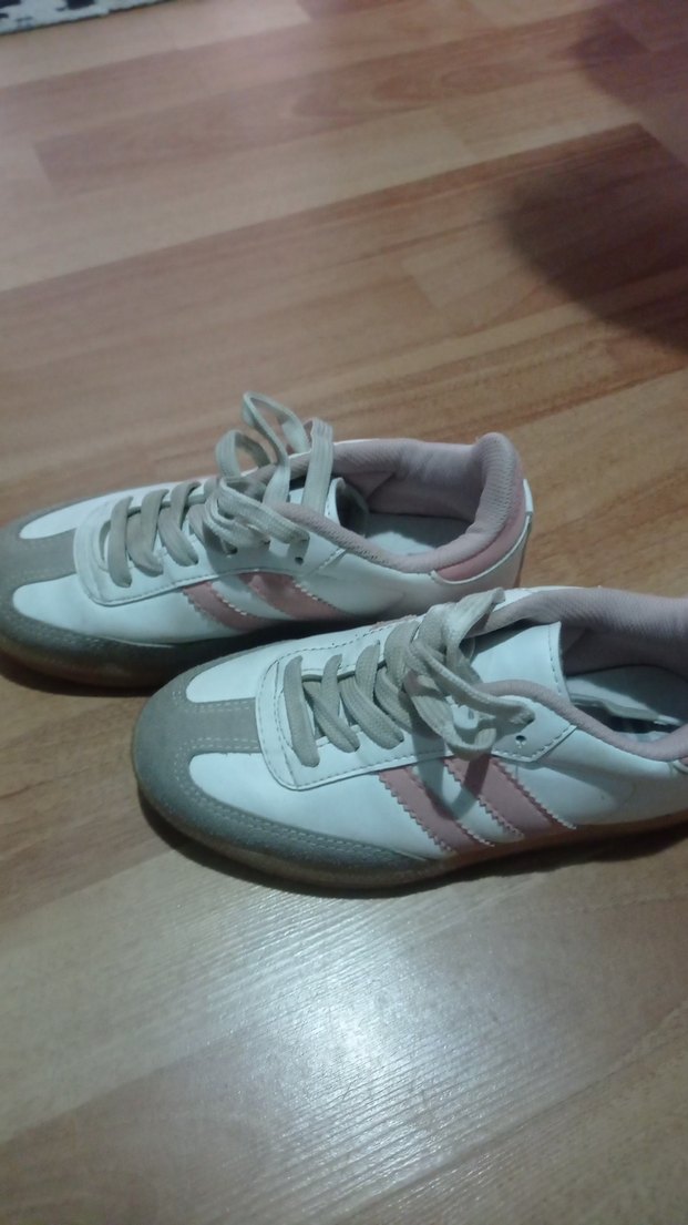 Beyaz Pastel Detaylı Kadın Spor Ayakkabı - Görsel 3