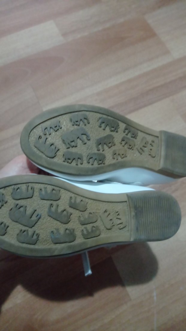 Kız Çocuk Beyaz Fiyonk Detaylı Babet - Görsel 4