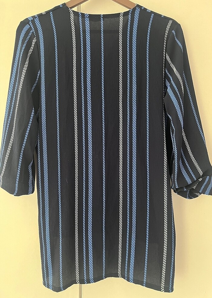 Kruvaze yaka kadın bluz - Görsel 2