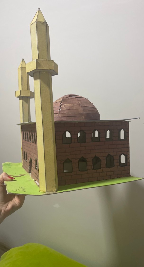 Pastel Kahverengi Minareli Maket - Görsel 3