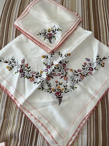 English Home Masa Örtüsü