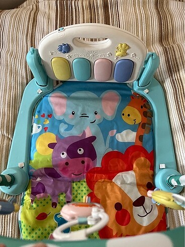 Fisher Price Piyanolu oyun halısı