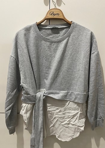 Addax Gri Kemer Detaylı Kısa Kadın Sweatshirt
