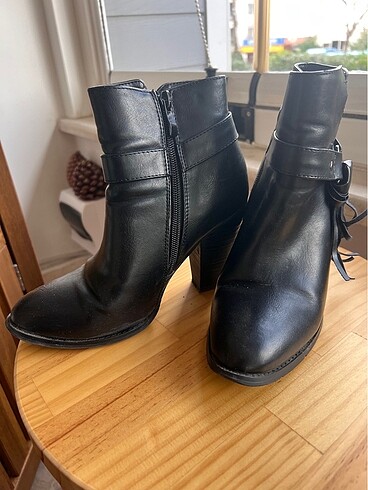 İnci 36 siyah bot - Görsel 5