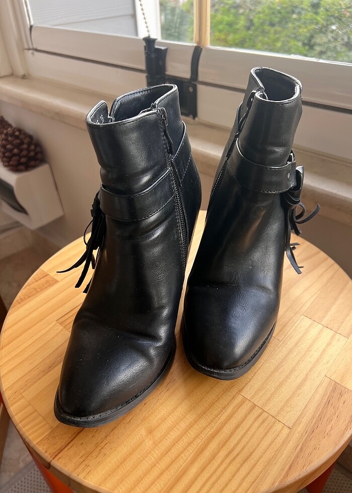 İnci 36 siyah bot - Görsel 2