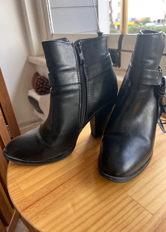 İnci 36 siyah bot - Görsel 5