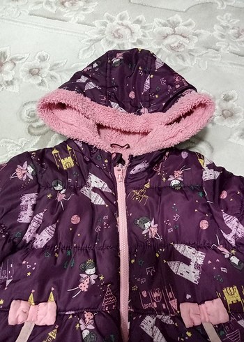 24-36 Ay Beden Kız Çocuk Mor Kapüşonlu Baskılı Mont
