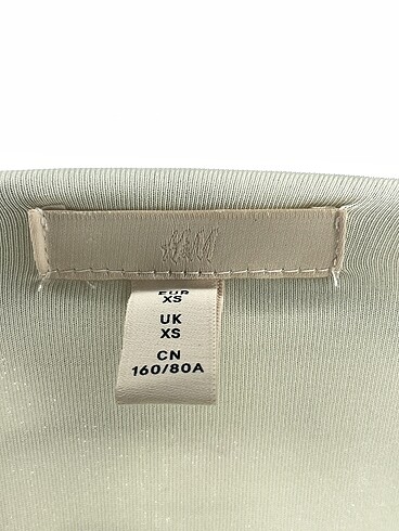 xs Beden çeşitli Renk H&M Kısa Elbise %70 İndirimli.