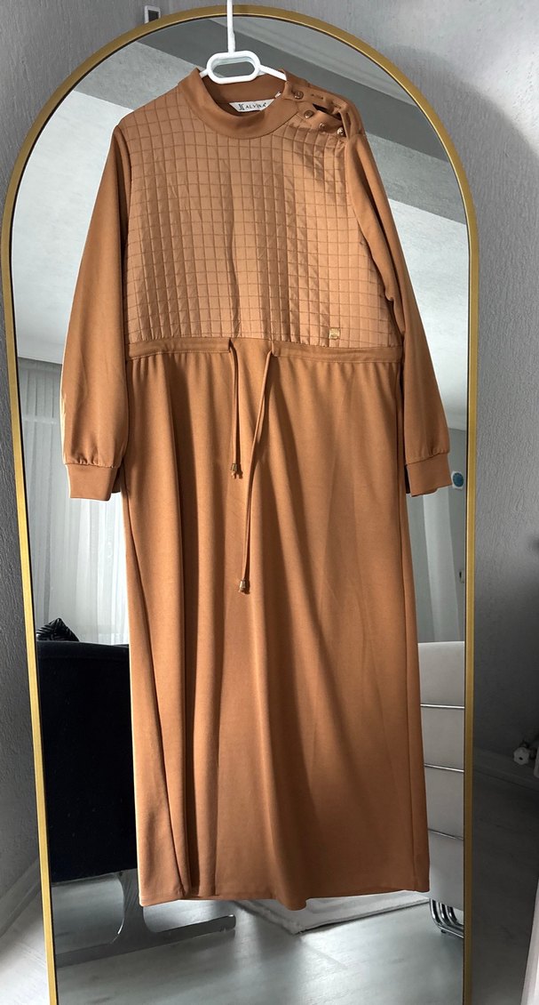 Kadın Kahverengi Uzun Piliseli Elbise - Görsel 2