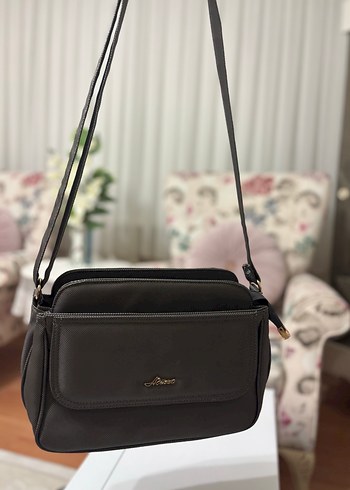 Kahverengi Deri Tokalı Kadın Çanta - Görsel 2