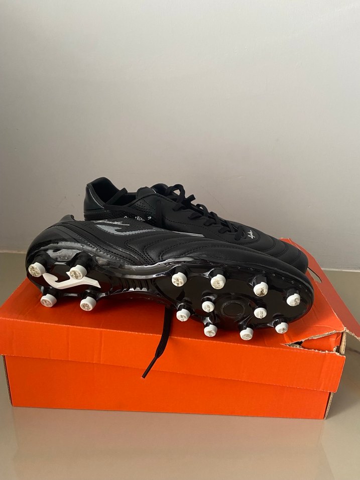 Siyah Erkek Futbol Ayakkabısı Bağcıklı - Görsel 2