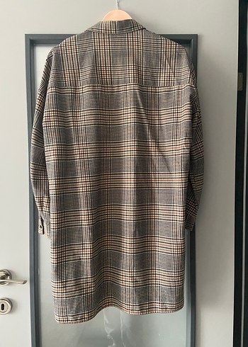 Düğmeli Ekose Desenli Uzun Kadın Gömlek - Görsel 3