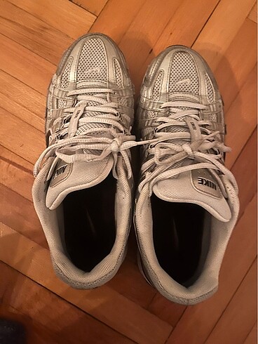 40 Beden gri Renk Nike spor ayakkabı