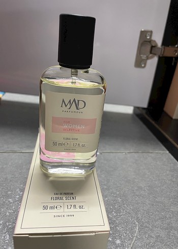 MAD w132 Kadın Parfümü 50 ml Çiçek Kokusu - Görsel 4