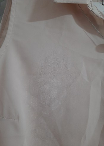 Bej Kolsuz Düğmeli Keten veya Akışkan kumasli Gömlek - Görsel 2