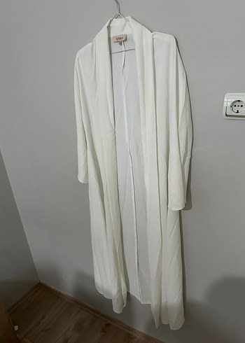 Beyaz Uzun Kollu Kadın Kap Dışlık - Görsel 2