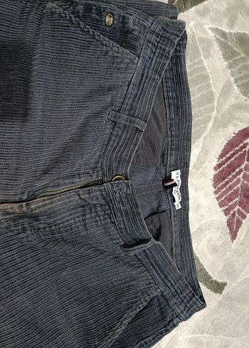 Gri Büzgülü Düğmeli Jean - Görsel 2