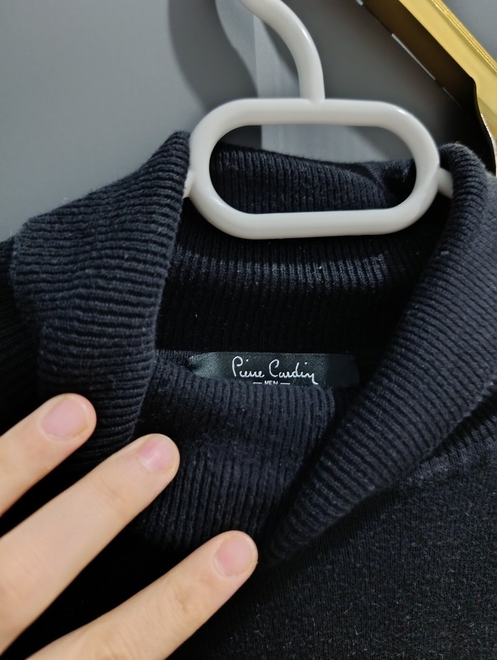 Siyah Balıkçı Yaka Örgü Kazak - Görsel 2