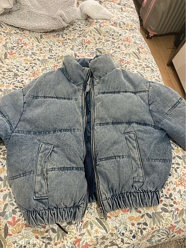 Bershka mont