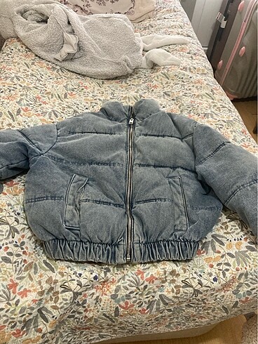s Beden Bershka mont