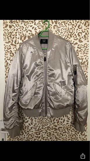 bomber