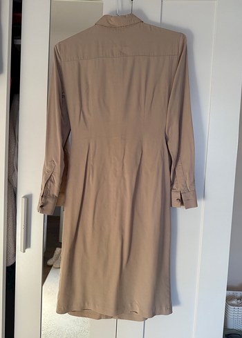 Düğmeli Bej Midi Elbise - Görsel 4