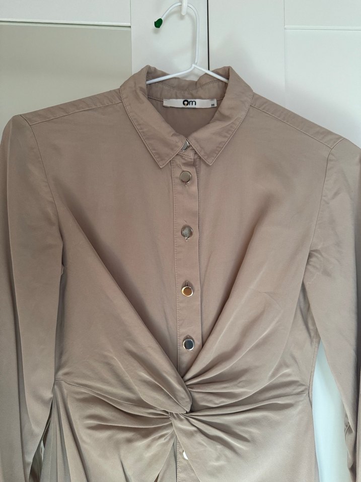 Düğmeli Bej Midi Elbise - Görsel 2