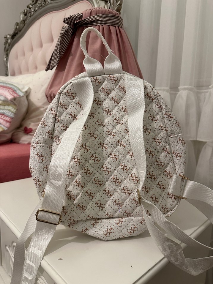 Beyaz Baskılı Kadın Sırt Çantası - Görsel 2