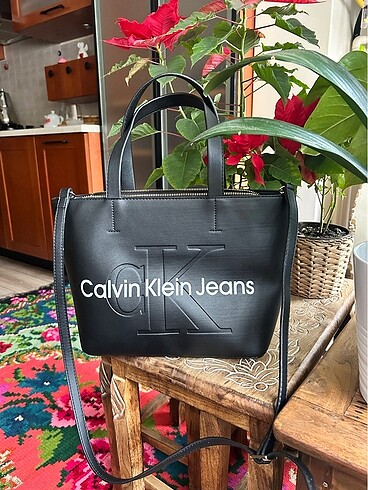 Calvin Klein Siyah Çanta