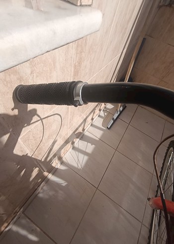 Beden çeşitli Renk acilen satılık 2 bisiklet