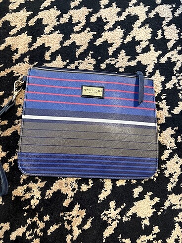 Tommy hilfiger çanta