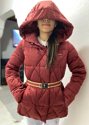 Bordo Kemerli Kısa Kadın Kışlık Mont - Görsel 3