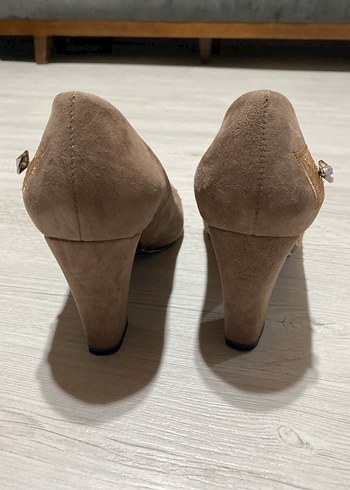 Bej Süet Kadın Dolgu Topuklu Abiye Ayakkabı - Görsel 4